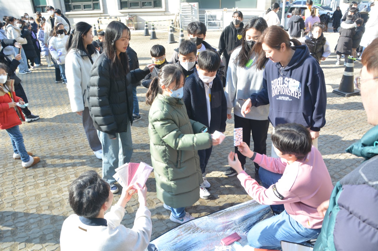 백석대학교회 예봄아동부-2023 겨울성경학교-49257974971.jpg