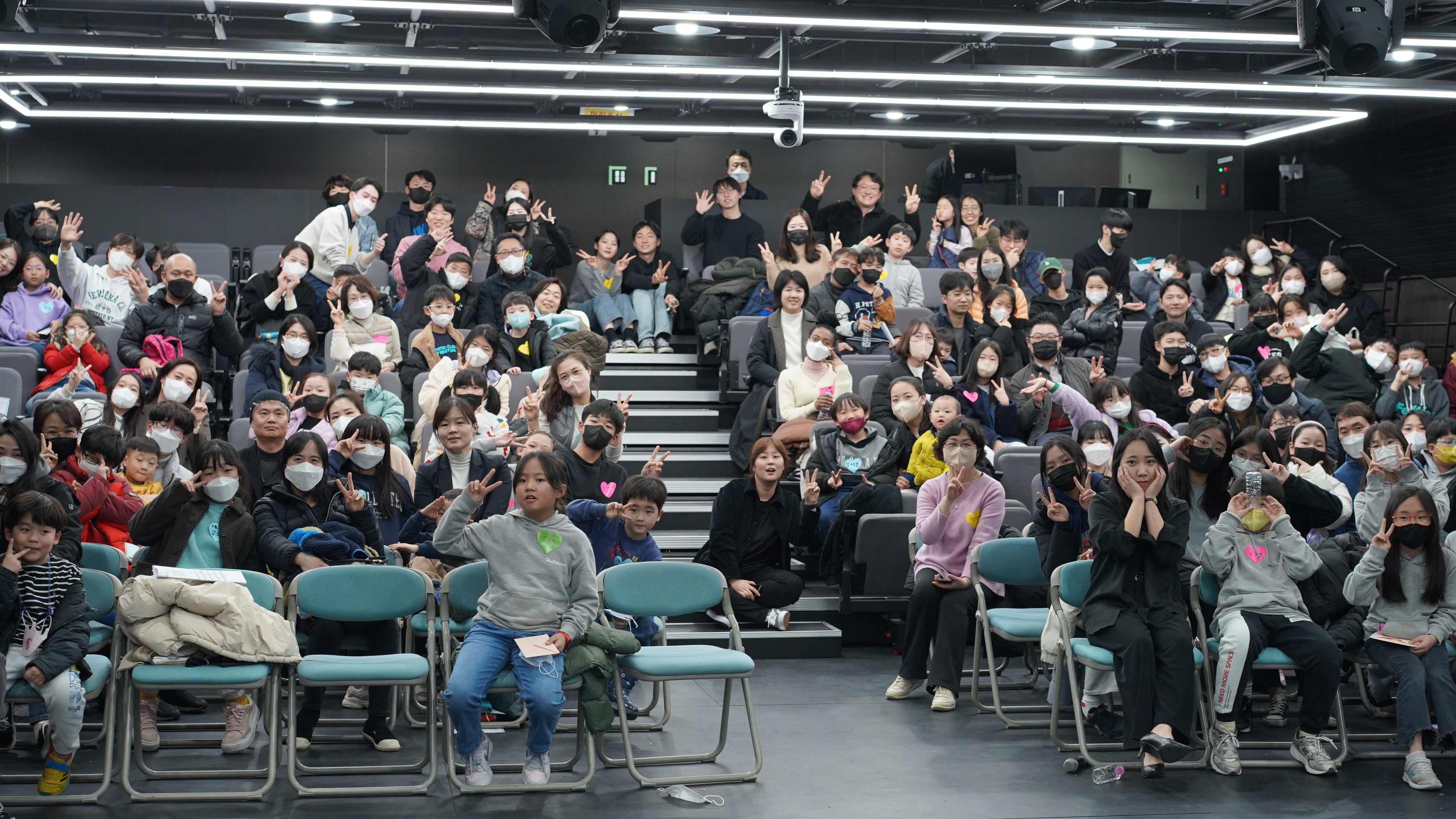 백석대학교회 예봄아동부-2023 겨울성경학교-49254230019.jpg