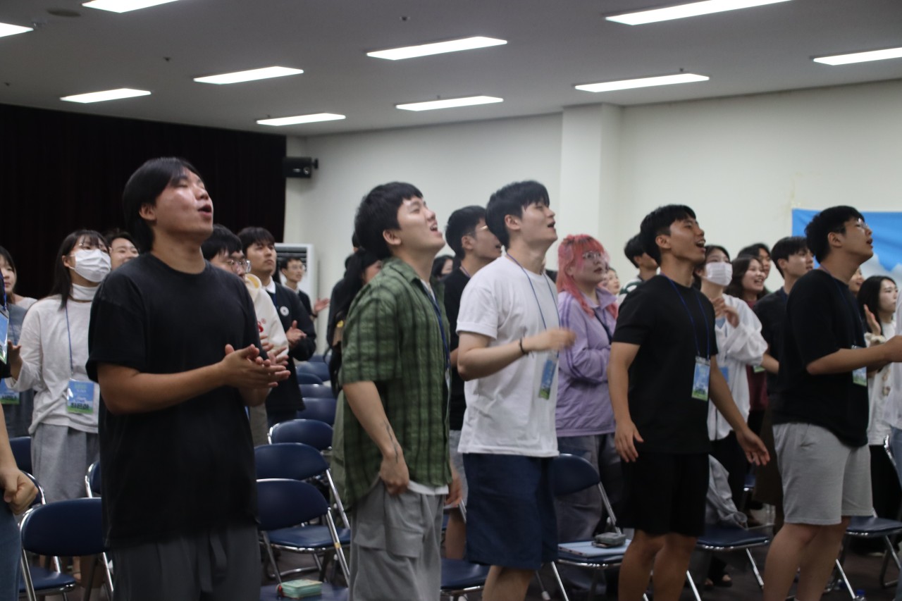 백석대학교회 새벽이슬청년부-2025 7_11-13 여름수련회-70415363742.jpg