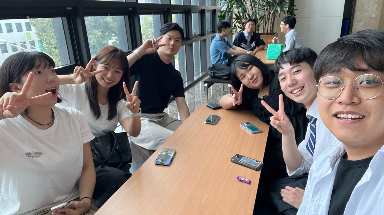 백석대학교회 새벽이슬청년부-2025 9월 또래모임-71777891954.jpg