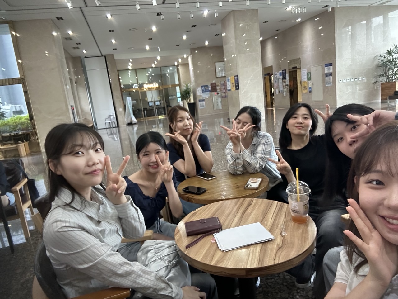 백석대학교회 새벽이슬청년부-2025 6월 또래모임-69772162018.jpg